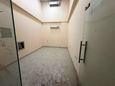 للإيجار السنوي | محل تجاري | الجرف 3 – عجمان محل للإيجار السنوي في الجرف 3 بجوار السوق الصيني، بموقع مميز وحيوي مناسب لمختلف الأنشطة التجارية.