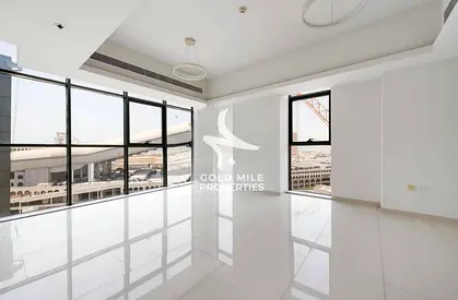 Chiller Free || Ultra Luxury 2-Beds +Laundry || Huge & Spacious Layout