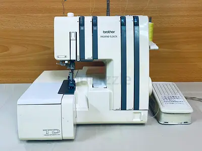 Overlock machine Brother home lock