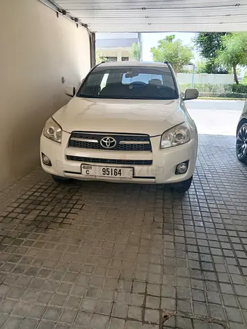 RAV4