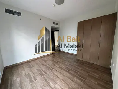 شقة مميزة غرفتين وصالة مع بلكونة للإيجار في التعاون
ثاني ساكن وتتميز بمساحة واسعة وإطلالة مفتوحة وخزائن مدمجة
