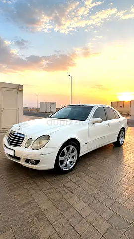 Mercedes-Benz E-Class E 230 2009 | GCC Specs | Well Maintained