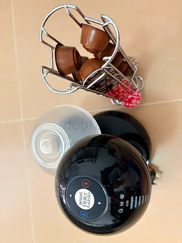 Compact Nescafe Dolce Gusto Capsule Coffee Machine with Capsules and Holder for Sale