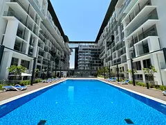 Unit Tawtheeq !! Studio Apartment | Private Balcony | American Style Kitchen | Pool View & GYM | Bas