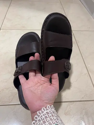 Shoes size 38