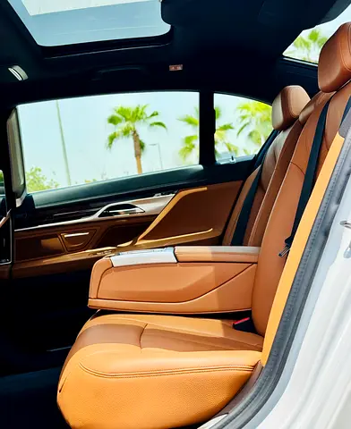 BMW 7 Series 730Li Exclusive, миниатюра 10