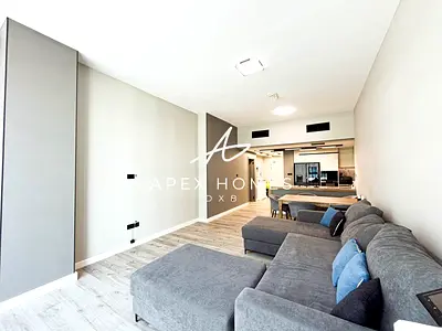 Vacant | Upgraded | Full Golf View
