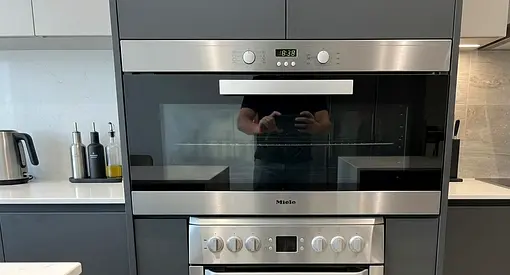 Miele 90cm Built-In Electric Oven with Dual Fan – Made in Germany