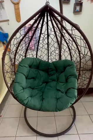 Hanging chair