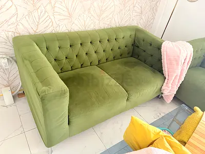 Green Tufted Velvet 3-Seater Sofa - Good Condition