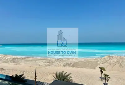 Wide Sunlit Sea Views Vacant and Ready to Move In