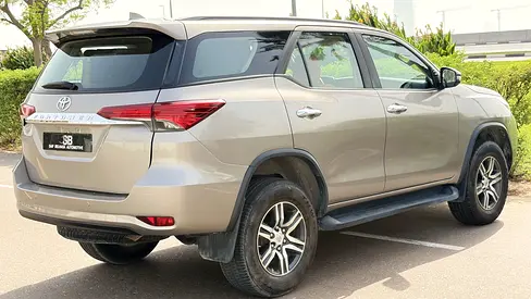 2020 Toyota FORTUNER — миниатюра 5
