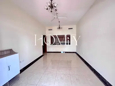 SPACIOUS LAYOUT | PRIME LOCATION HOT DEAL
