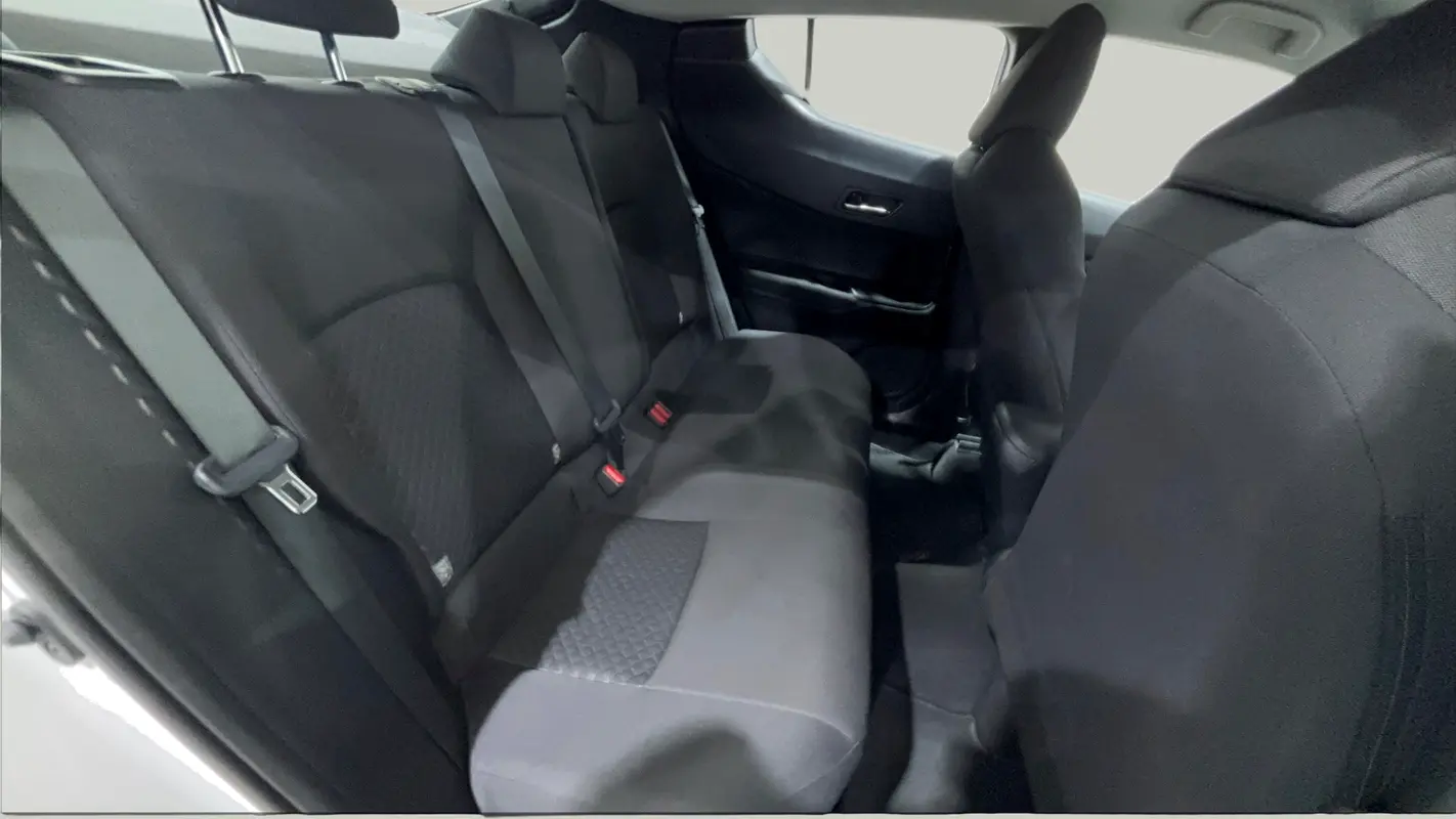 Toyota C-HR 2023
