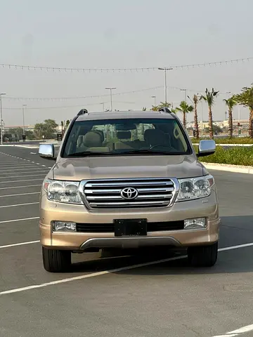 صورة 3 لـ 2010 Toyota LAND CRUISER