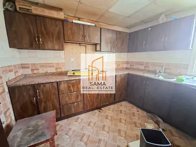 Bigest 1bhk with center ac close madina shopping center only 32k