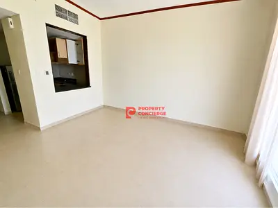Hot Deal | Chiller Free | Near IBN Mall | Spacious