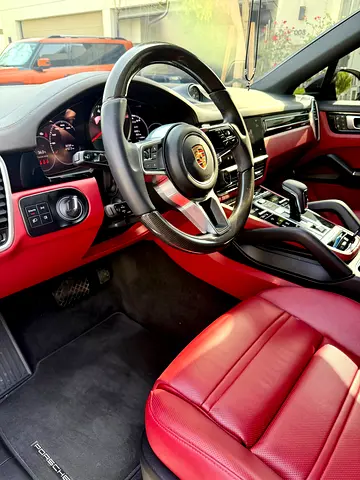 صورة 5 لـ 2023 Porsche CAYENNE