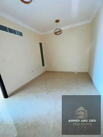 فرصة عائلية ذهبية 👑 | غرفتين وصالة بتكييف مركزي وباركن مجاني مقابل كنز مول مباشرة | 45K وسداد ميسر