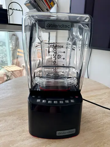Brand New Blendtec Stealth 885 Commercial Blender – Black | 3.8HP