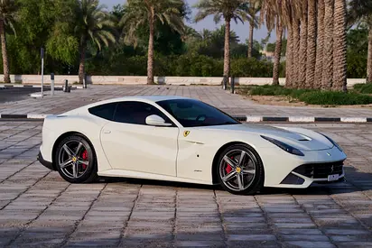 2013 Ferrari F12 BERLINETTA — фото 4