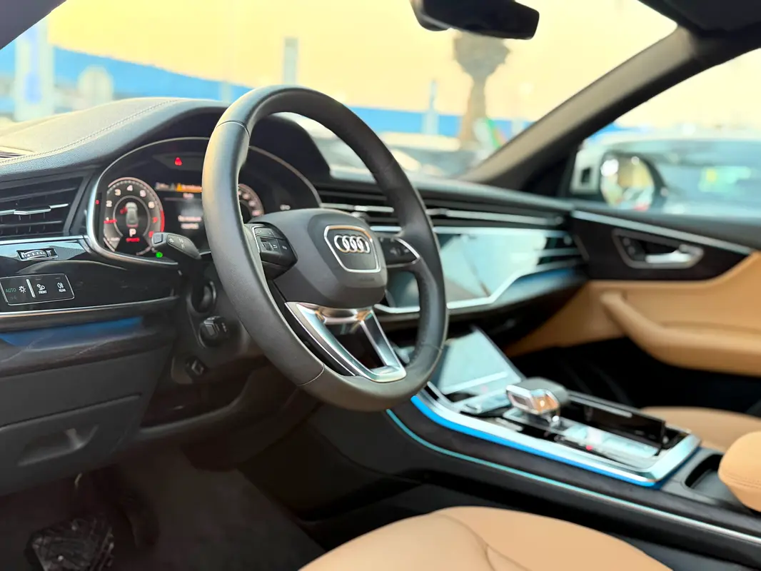 Audi Q8 2023