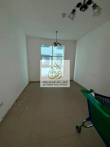 Distinctive apartment, balcony, free maintenance, spacious, prime location, easy access