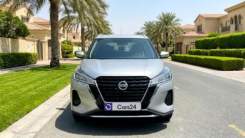 2022 Nissan KICKS 照片 2