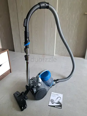 Eureka 1800W vacuum cleaner