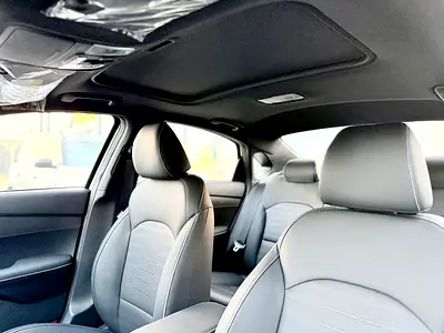صورة 12 لـ 2025 KIA K3