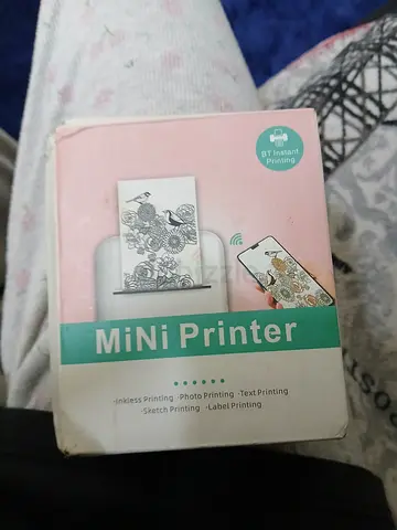 Portable Mini Photo Printer — Compact Bluetooth Thermal Printer (Used)