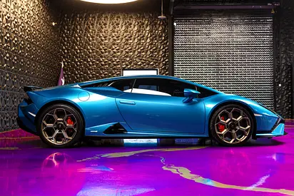 صورة 4 لـ 2023 Lamborghini HURACAN