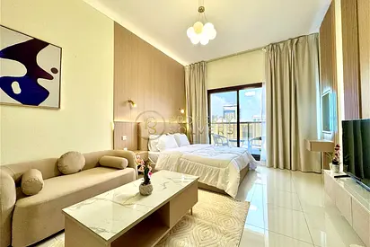 Luxury Upgraded | Huge Studio Layout | CANAL VIEW