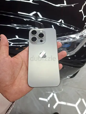 Iphone 15 pro Looks like new