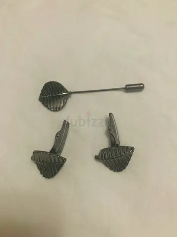 Ted Baker Men's Leaf Design Tie Pin and Cufflink Set - Gunmetal