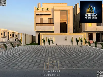 Luxury villa for sale - 3 floors - including registration fees, water and electricity - directly from the owner - good location - freehold ownership.