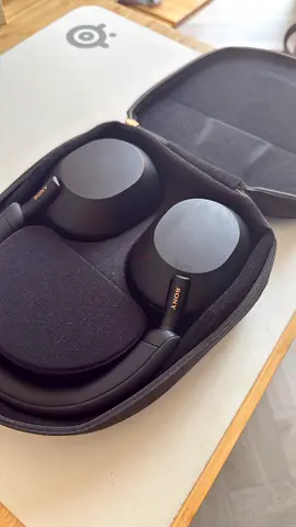 Sony WH-1000XM5