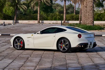 2013 Ferrari F12 BERLINETTA — фото 5