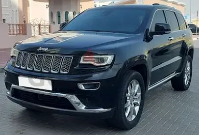 Jeep Grand Cherokee Summit V8 5.7L, Full Options, GCC