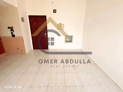 Studio apartment available in muwaileh Sharjah with close kitchen hurry up