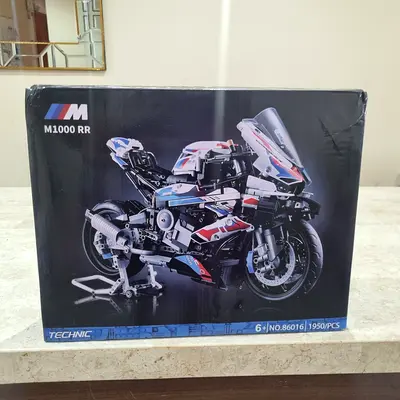 Technic BMW M1000 RR Motorcycle Building Set 1950 Pieces