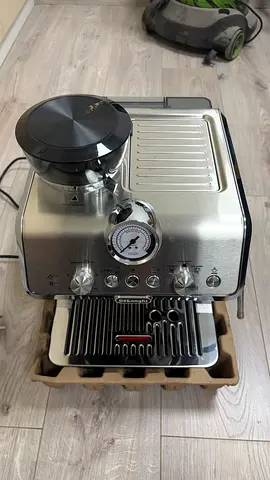 Stainless Steel Espresso Machine with Built-in Grinder like new