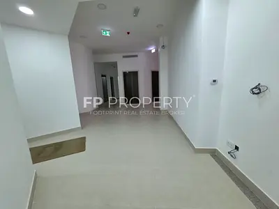 PRIME LOCATION | Near Metro | Spacious
