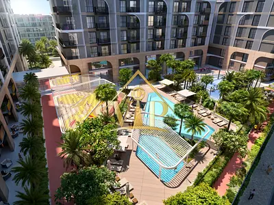 High Floor | Directly Facing the Community Pool | Cozy Studio