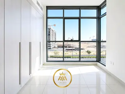 1 MONTH FREE // LAVISH 3-BHK WITH MAIDROOM //