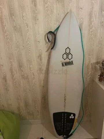 Al Merrick happy everyday surfboard 5’6" 18 3/4 2 1/4 25.1L