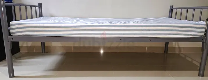 Single Metal Bed Frame (with used old Mattress free if needed) - Simple Grey Daybed