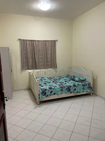 FAMILY ROOM AVAILABLE NEAR DUBAI AIRPORT FREEZONE METRO STATION DAFZA
