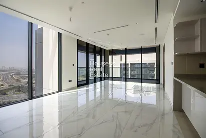 3 Bed plus Maid|Downtown and Sea View|Negotiable