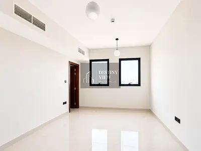 HOT OFFER // EXCLUSIVE 2-BHK // 1 MONTH FREE // COVERED PARKING//